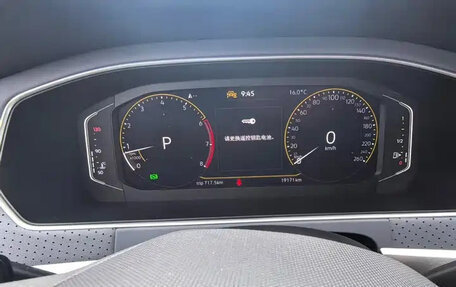 Volkswagen Lavida, 2023 год, 1 800 069 рублей, 12 фотография