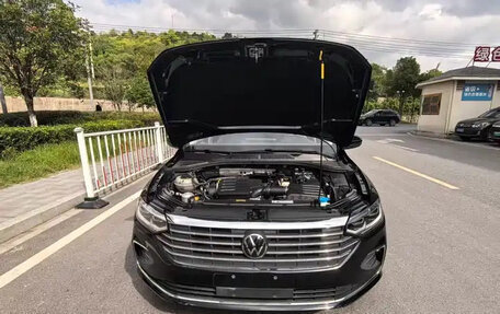 Volkswagen Lavida, 2023 год, 1 800 069 рублей, 3 фотография