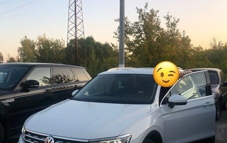 Volkswagen Tiguan II, 2016 год, 2 780 000 рублей, 1 фотография