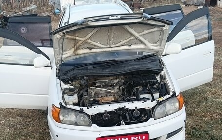 Toyota Ipsum II, 1998 год, 650 000 рублей, 5 фотография