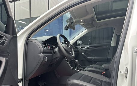 Volkswagen T-Roc I, 2022 год, 1 720 000 рублей, 7 фотография