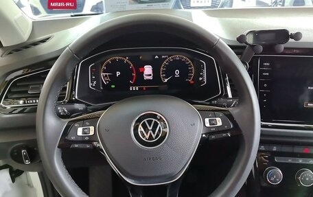 Volkswagen T-Roc I, 2022 год, 1 720 000 рублей, 10 фотография