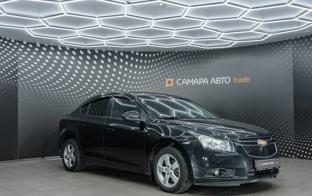 Chevrolet Cruze II, 2011 год, 589 000 рублей, 3 фотография