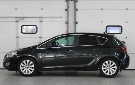 Opel Astra J, 2011 год, 587 000 рублей, 8 фотография