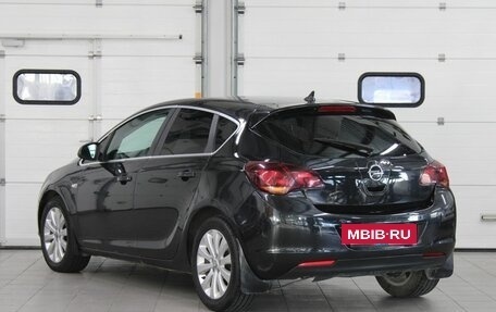 Opel Astra J, 2011 год, 587 000 рублей, 7 фотография