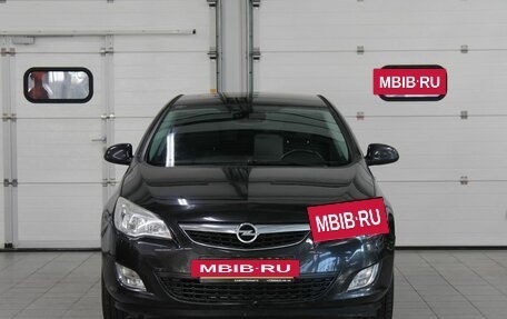 Opel Astra J, 2011 год, 587 000 рублей, 2 фотография