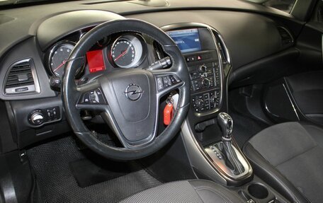 Opel Astra J, 2011 год, 587 000 рублей, 11 фотография