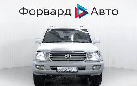 Toyota Land Cruiser 100 рестайлинг 2, 2004 год, 1 449 900 рублей, 2 фотография