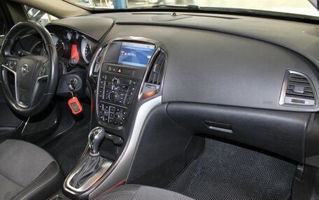 Opel Astra J, 2011 год, 587 000 рублей, 13 фотография