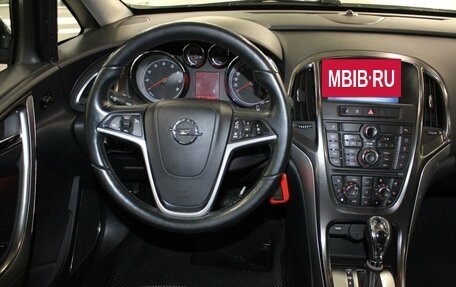 Opel Astra J, 2011 год, 587 000 рублей, 14 фотография