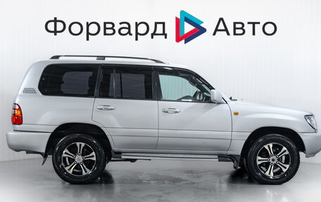 Toyota Land Cruiser 100 рестайлинг 2, 2004 год, 1 449 900 рублей, 8 фотография