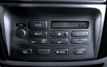 Toyota Land Cruiser 100 рестайлинг 2, 2004 год, 1 449 900 рублей, 23 фотография