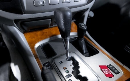 Toyota Land Cruiser 100 рестайлинг 2, 2004 год, 1 449 900 рублей, 24 фотография