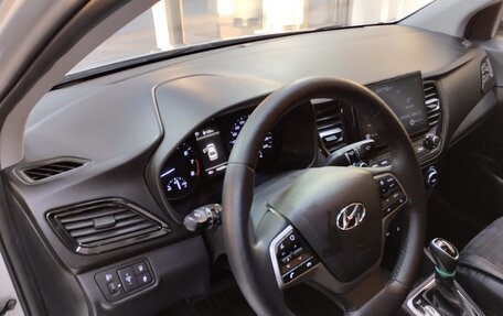 Hyundai Solaris II рестайлинг, 2020 год, 1 430 000 рублей, 17 фотография