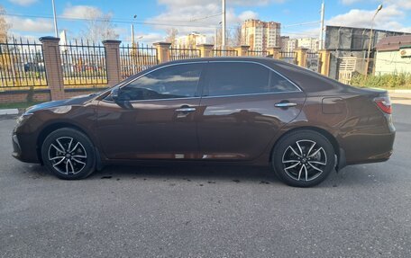 Toyota Camry, 2017 год, 1 995 000 рублей, 5 фотография