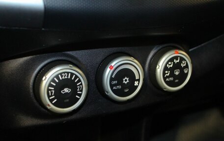 Mitsubishi Outlander III рестайлинг 3, 2008 год, 899 000 рублей, 13 фотография