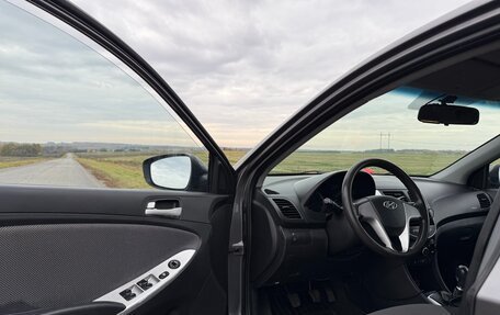 Hyundai Solaris II рестайлинг, 2012 год, 575 000 рублей, 4 фотография