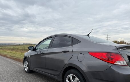 Hyundai Solaris II рестайлинг, 2012 год, 575 000 рублей, 2 фотография