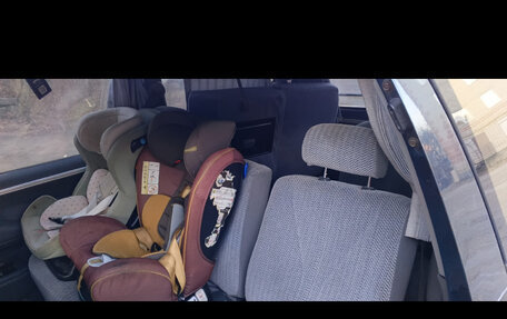 Toyota Estima III рестайлинг -2, 1994 год, 440 000 рублей, 6 фотография