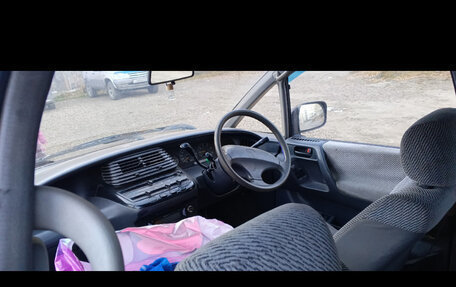 Toyota Estima III рестайлинг -2, 1994 год, 440 000 рублей, 3 фотография