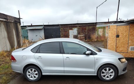 Volkswagen Polo VI (EU Market), 2015 год, 1 200 000 рублей, 6 фотография