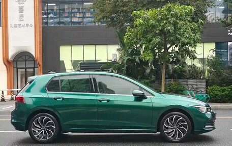 Volkswagen Golf VIII, 2021 год, 1 880 069 рублей, 6 фотография