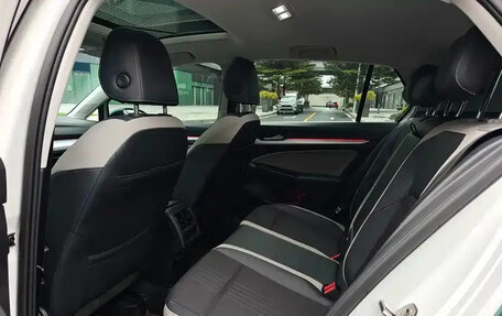 Volkswagen Golf VIII, 2021 год, 1 880 069 рублей, 21 фотография