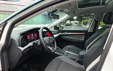 Volkswagen Golf VIII, 2021 год, 1 880 069 рублей, 13 фотография