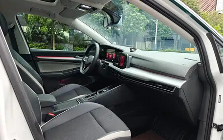 Volkswagen Golf VIII, 2021 год, 1 880 069 рублей, 20 фотография