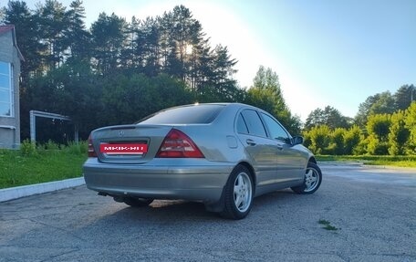 Mercedes-Benz C-Класс, 2002 год, 390 000 рублей, 3 фотография