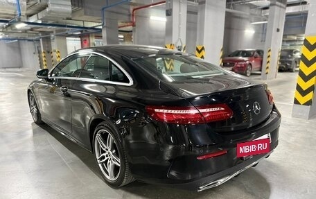 Mercedes-Benz E-Класс, 2017 год, 3 400 000 рублей, 5 фотография