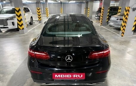 Mercedes-Benz E-Класс, 2017 год, 3 400 000 рублей, 6 фотография