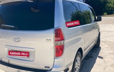Hyundai Grand Starex Grand Starex I рестайлинг 2, 2010 год, 1 300 000 рублей, 5 фотография