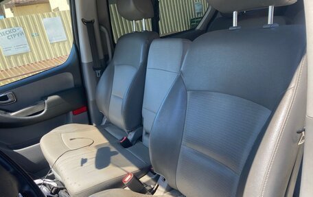 Hyundai Grand Starex Grand Starex I рестайлинг 2, 2010 год, 1 300 000 рублей, 8 фотография