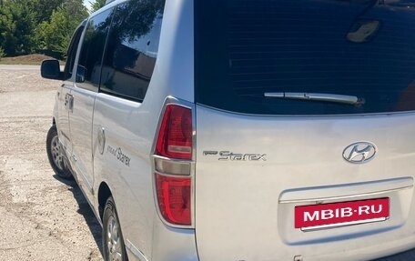 Hyundai Grand Starex Grand Starex I рестайлинг 2, 2010 год, 1 300 000 рублей, 15 фотография