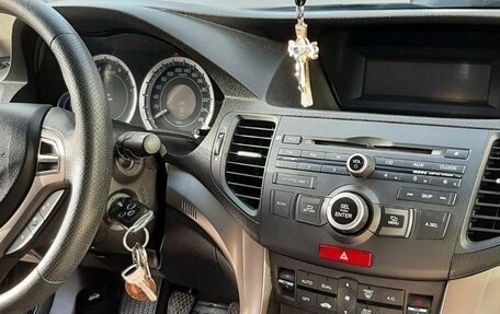 Honda Accord VIII рестайлинг, 2008 год, 930 000 рублей, 2 фотография