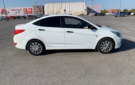 Hyundai Solaris II рестайлинг, 2014 год, 780 000 рублей, 4 фотография