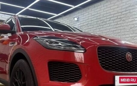 Jaguar E-Pace, 2019 год, 3 000 000 рублей, 1 фотография