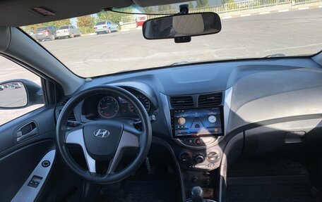 Hyundai Solaris II рестайлинг, 2014 год, 780 000 рублей, 8 фотография