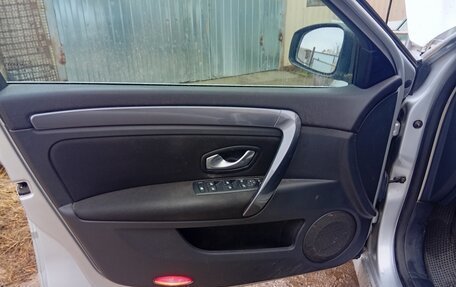 Renault Laguna III рестайлинг, 2010 год, 720 000 рублей, 9 фотография