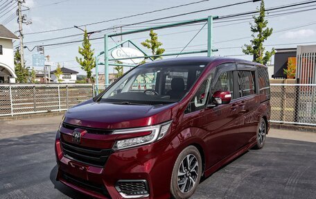 Honda Stepwgn IV, 2021 год, 1 835 000 рублей, 3 фотография