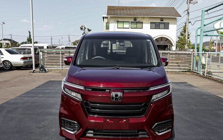 Honda Stepwgn IV, 2021 год, 1 835 000 рублей, 2 фотография