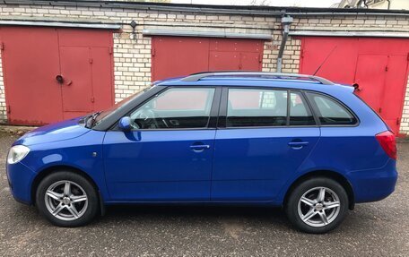 Skoda Fabia II, 2010 год, 580 000 рублей, 2 фотография