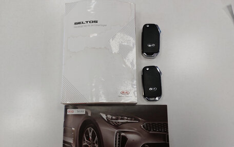 KIA Seltos I, 2020 год, 2 000 000 рублей, 31 фотография