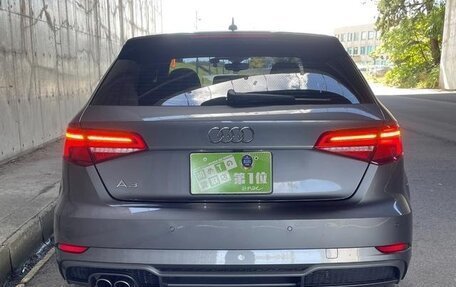 Audi A4, 2019 год, 1 689 777 рублей, 5 фотография