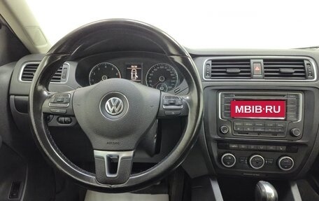 Volkswagen Jetta VI, 2014 год, 989 000 рублей, 11 фотография