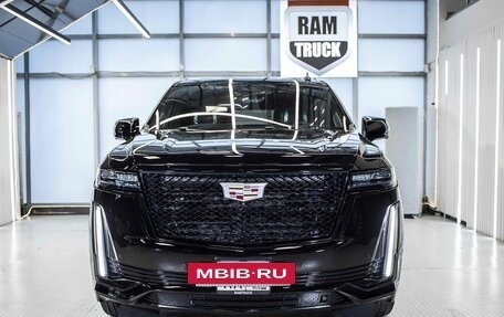 Cadillac Escalade V, 2022 год, 11 999 999 рублей, 2 фотография