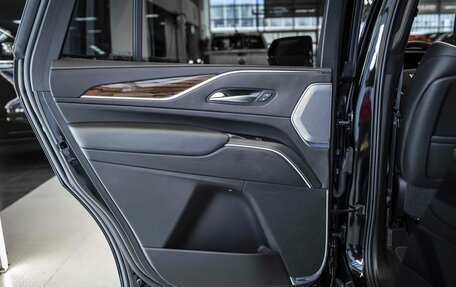 Cadillac Escalade V, 2022 год, 11 999 999 рублей, 15 фотография