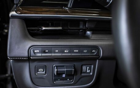 Cadillac Escalade V, 2022 год, 11 999 999 рублей, 10 фотография