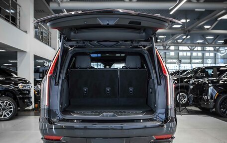 Cadillac Escalade V, 2022 год, 11 999 999 рублей, 7 фотография